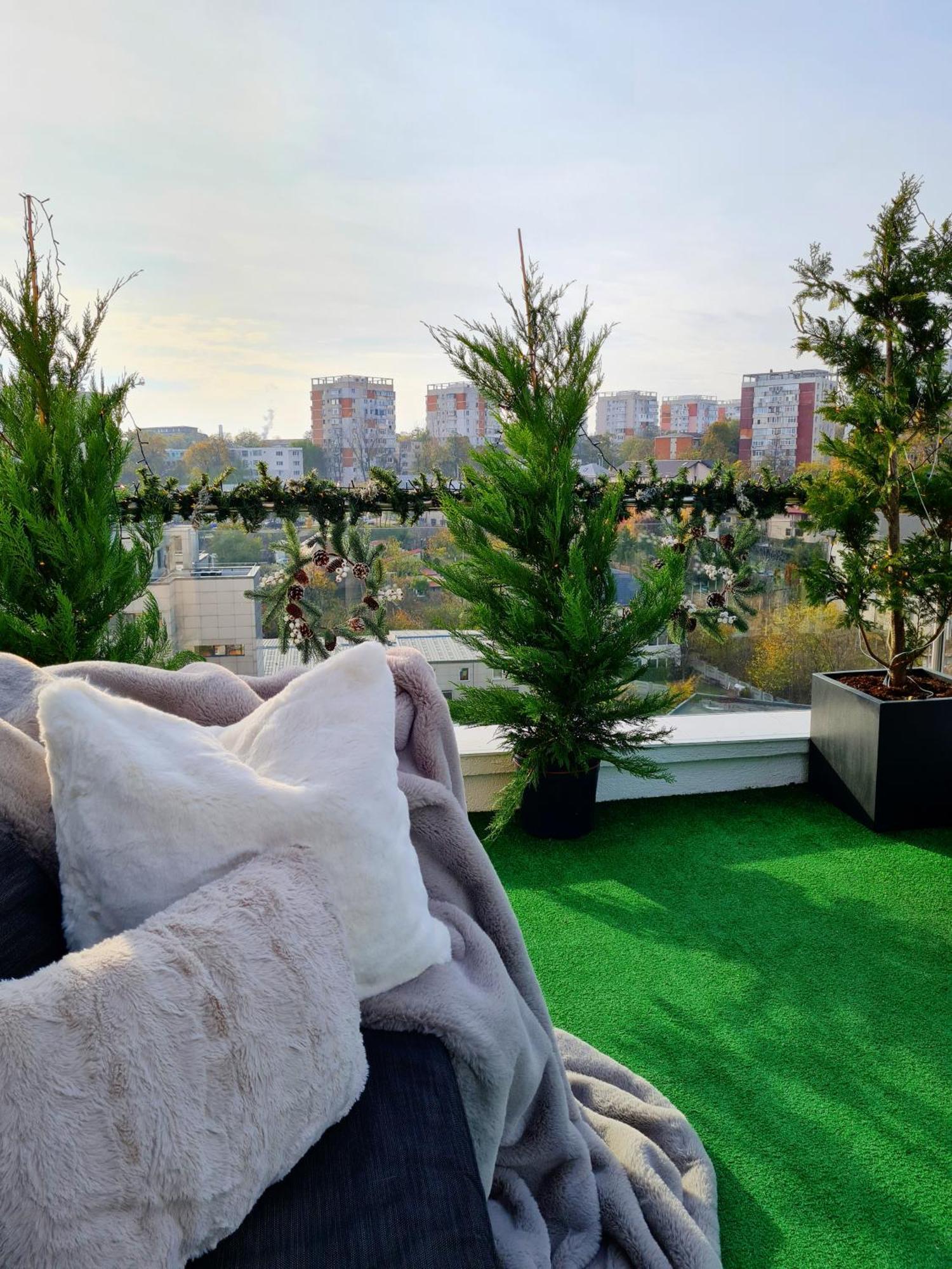 Ferienwohnung Penthouse Aeroport Iasi Exterior foto