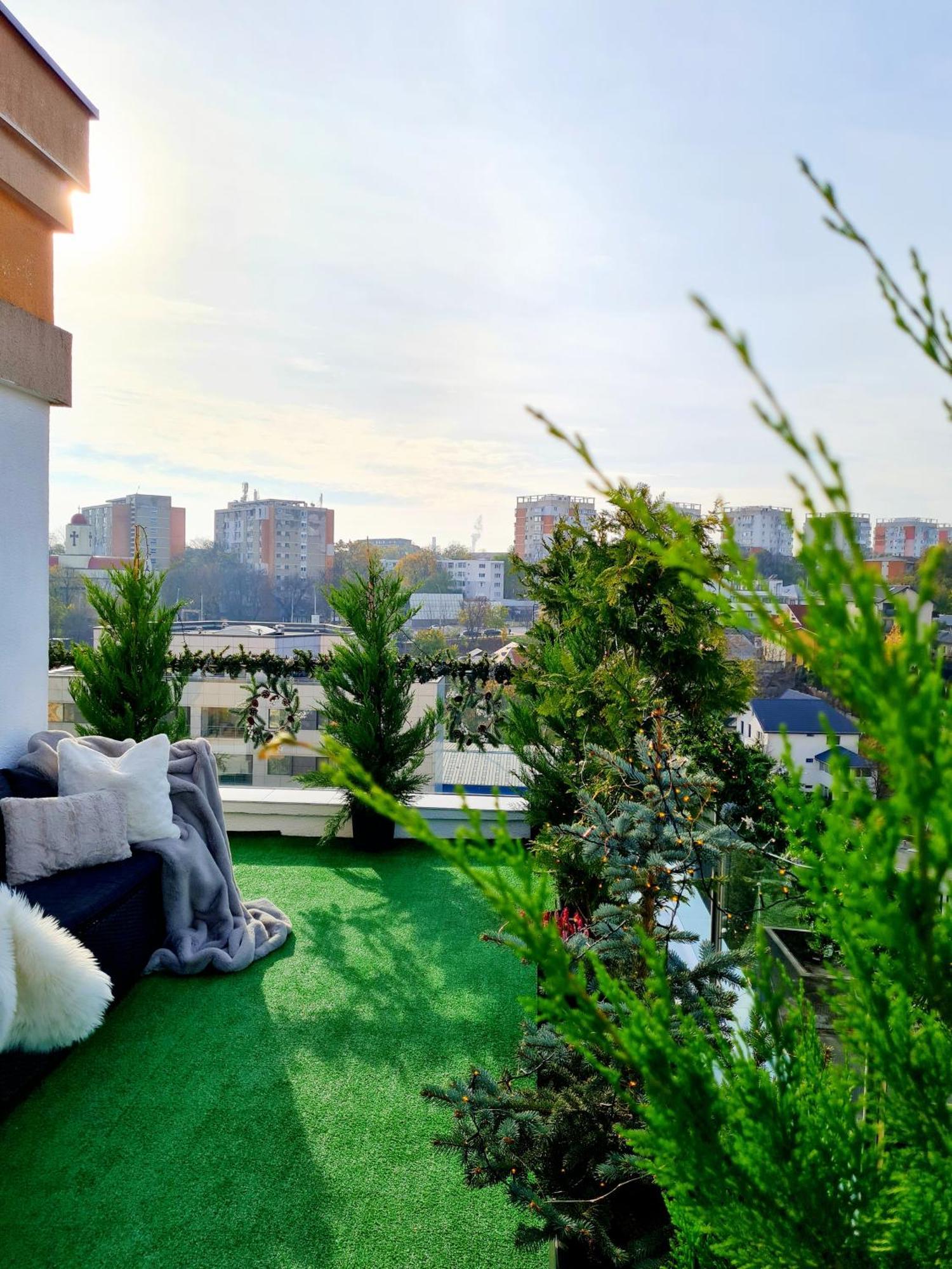 Ferienwohnung Penthouse Aeroport Iasi Exterior foto